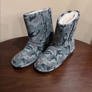 Bearpaw Camo Winter Boots